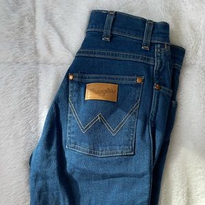 Wrangler, Size 26